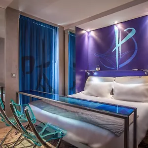 Apostrophe 3*, Parigi Francia